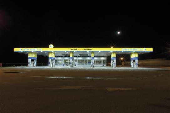 Referentni objekat sa stolarijom i fasadom Jelen