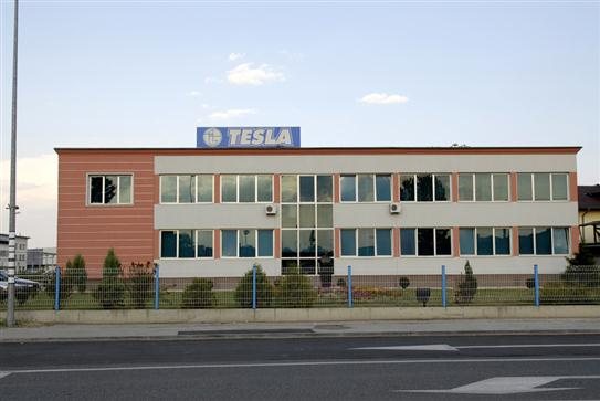 Referentni objekat sa stolarijom i fasadom Jelen