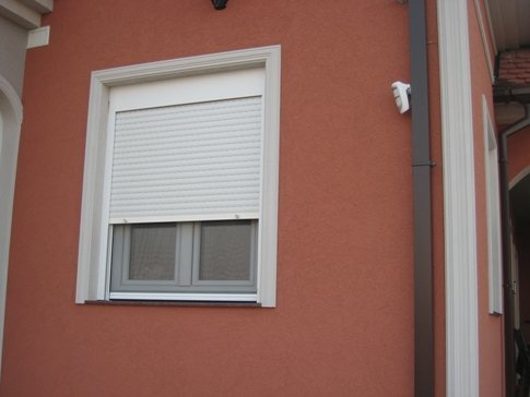 Roletne, komarnici i klupice, primer izvedenog rada