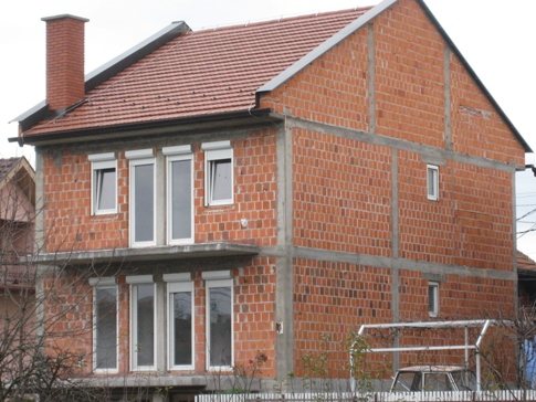 Roletne, komarnici i klupice, primer izvedenog rada